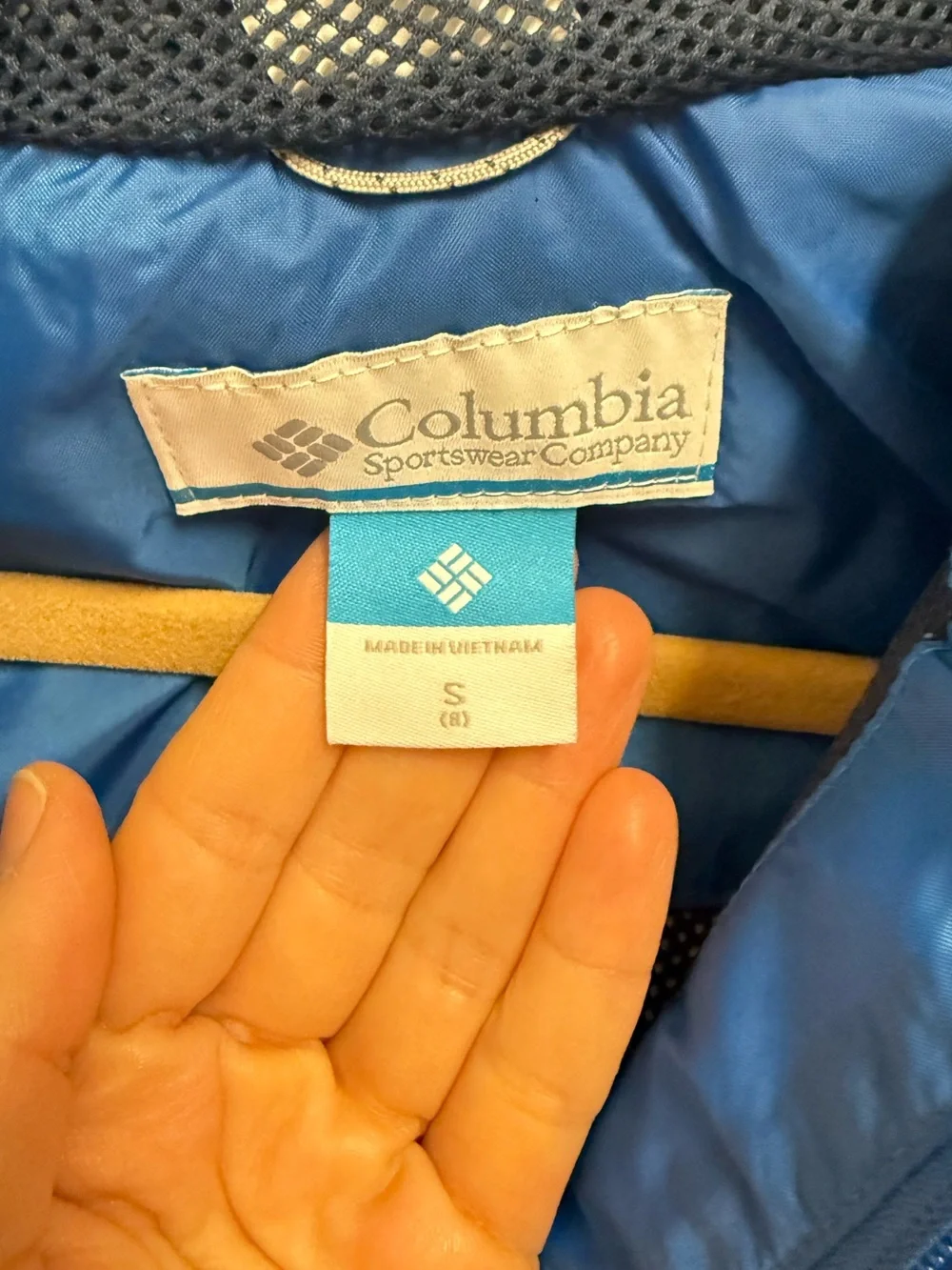 NWT Columbia Youth Bright Blue Hooded Raincoat